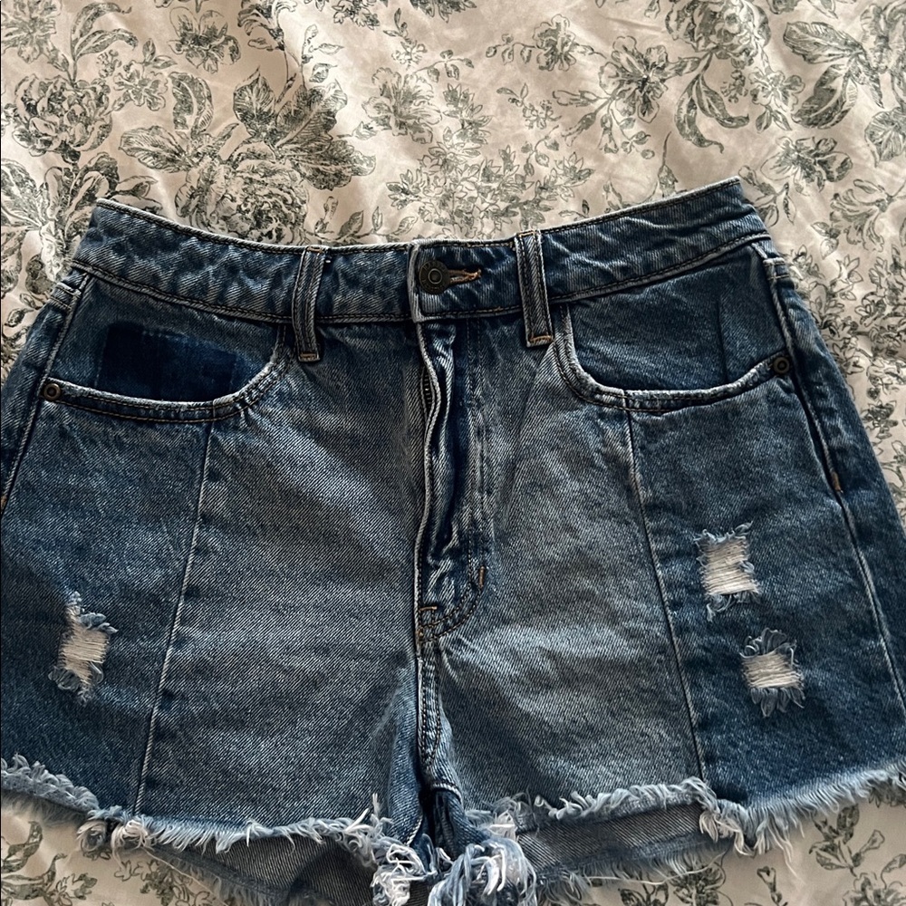 Trendy Distressed Blue Denim Shorts